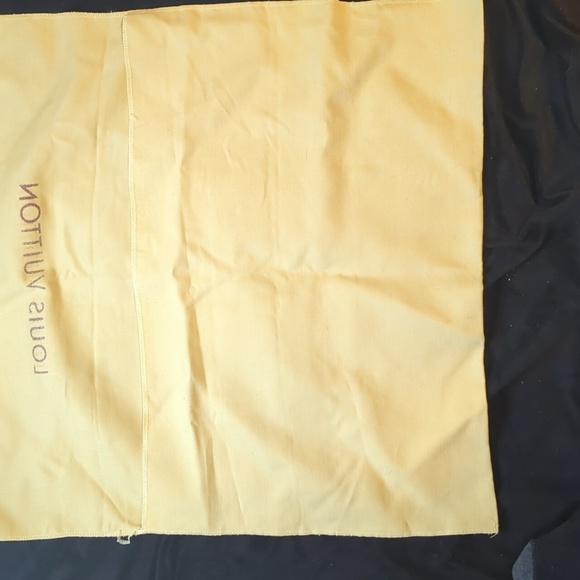 Louis Vuitton large dust bag - Picture 3 of 4